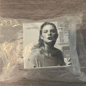 Official Taylor Swift merchandise Reputation Snake Ring